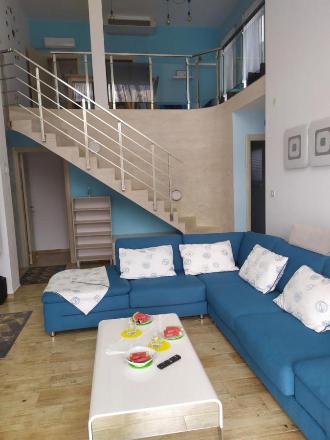 Aurora House Duplex Apartamento Njivice Exterior foto